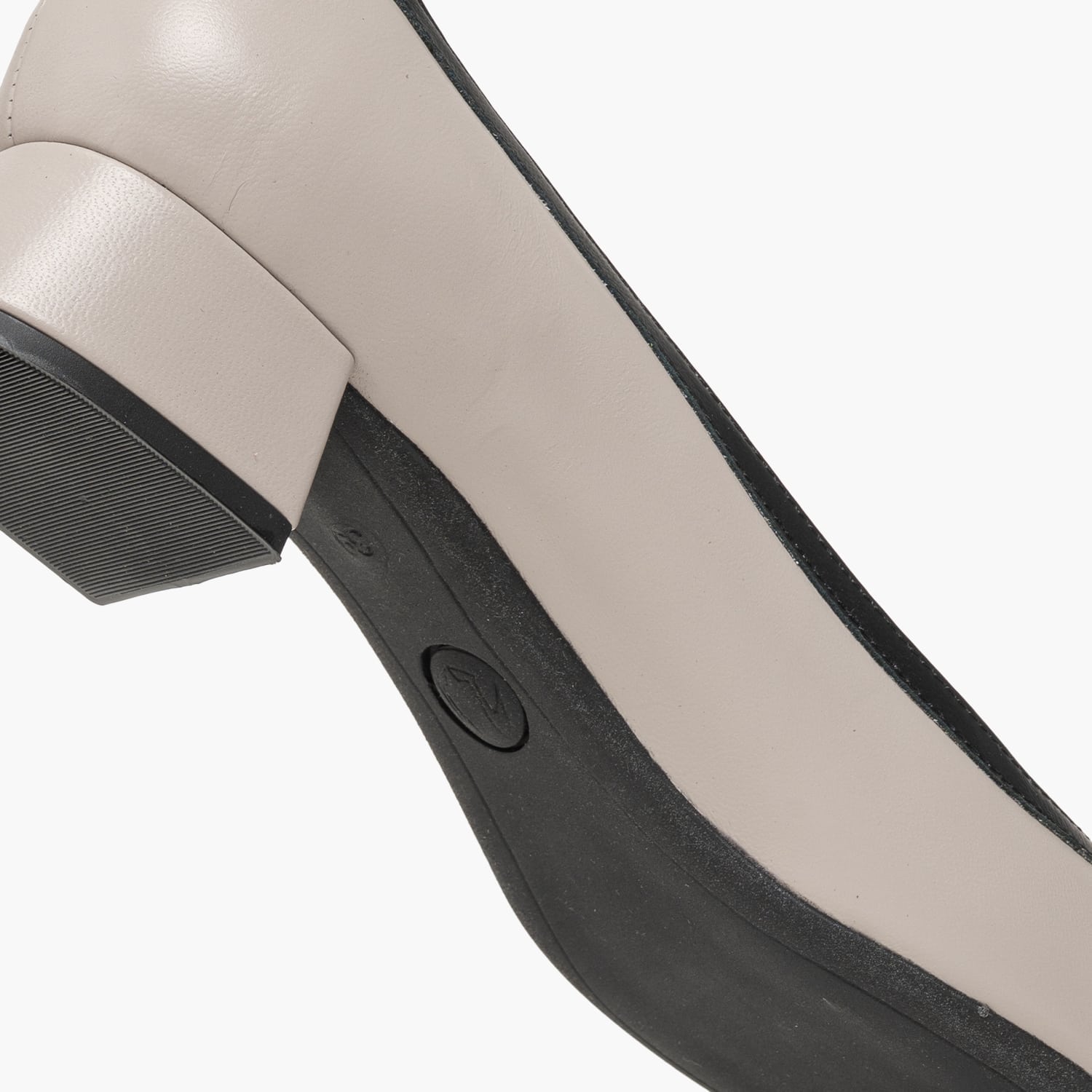 Mourtzi 301106-Beige