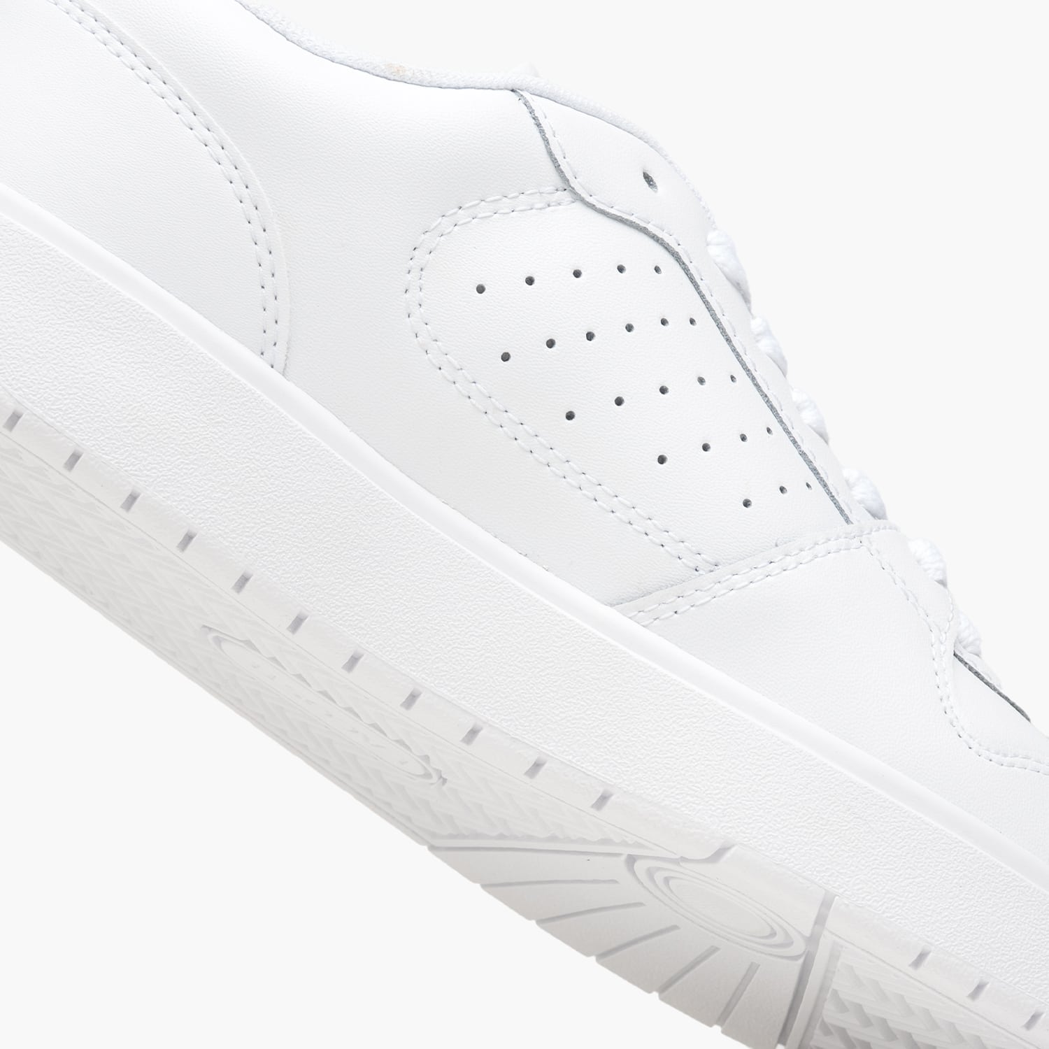 Lacoste Court.Ace22-White