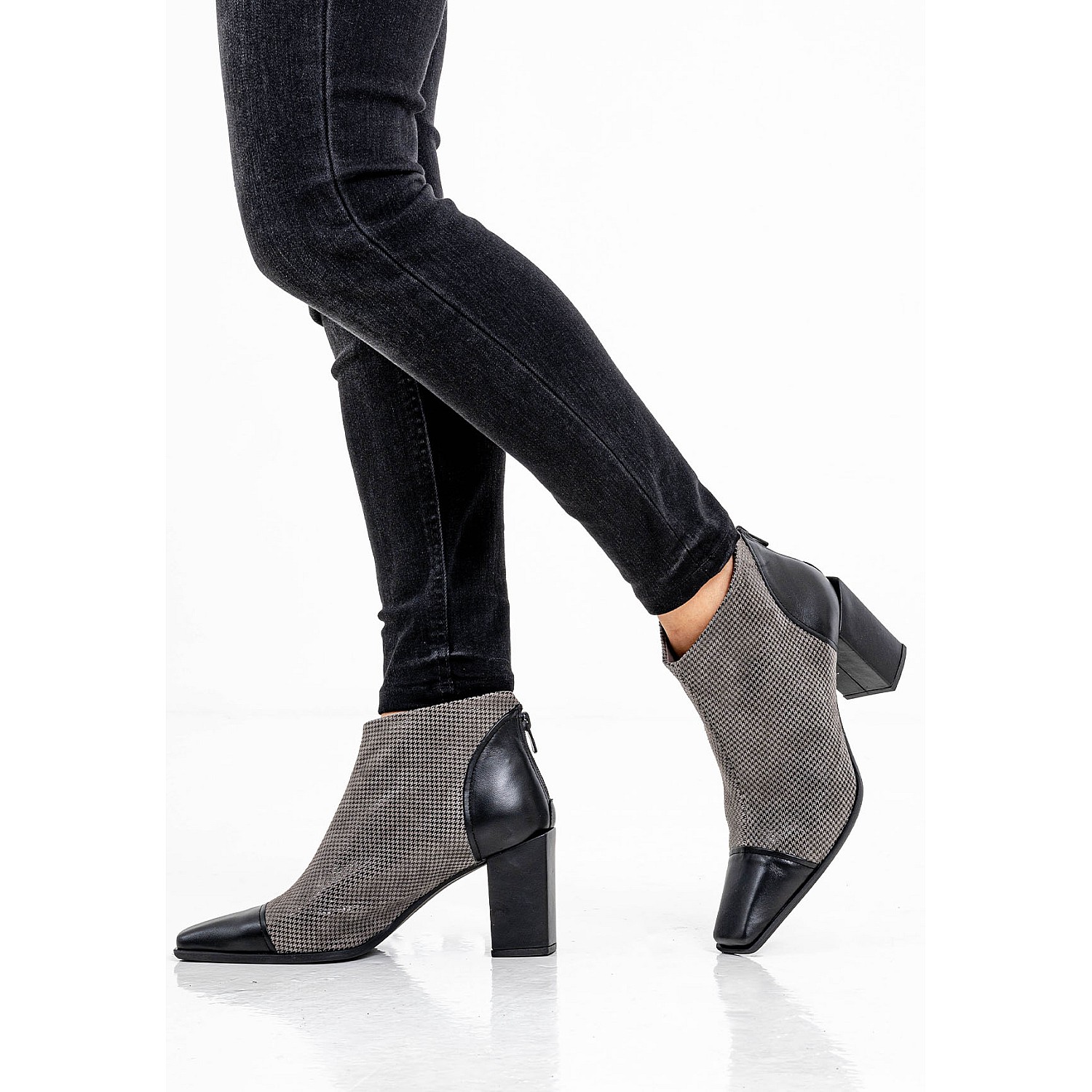 B 87 Γυναικεία Γόβα & Peeptoe Ψηλή