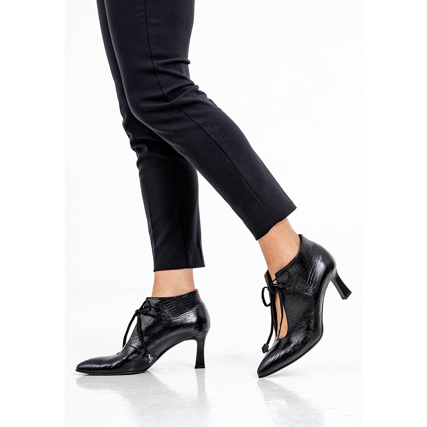 B 90 Γυναικεία Γόβα & Peeptoe Ψηλή