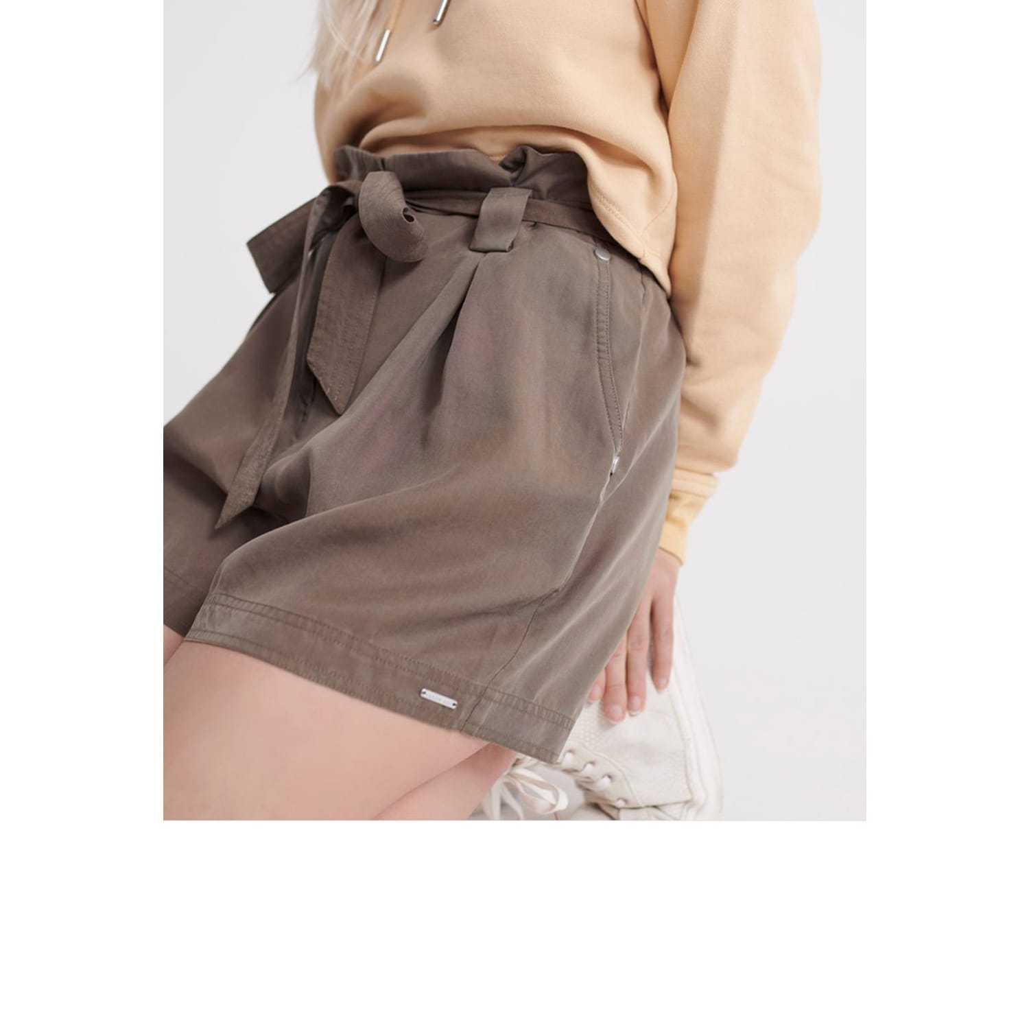 Women Skirts - Shorts Paper.Bag Olive Superdry Women Skirts - Shorts Paper.Bag Olive Superdry