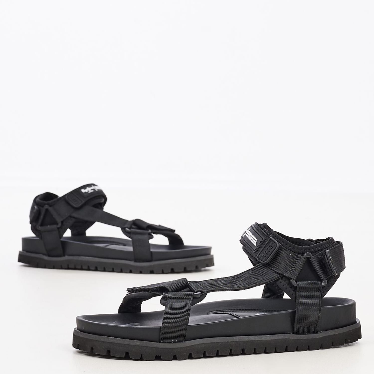 Ανδρικές Σαγιονάρες & Πέδιλα Sandal.Tech Μαύρο 'Υφασμα Pepe Jeans Ανδρικές Σαγιονάρες & Πέδιλα Sandal.Tech Μαύρο 'Υφασμα Pepe Jeans
