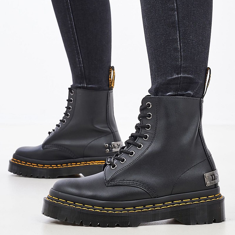 Women Boots 1460.B Black Leather Dr. Martens