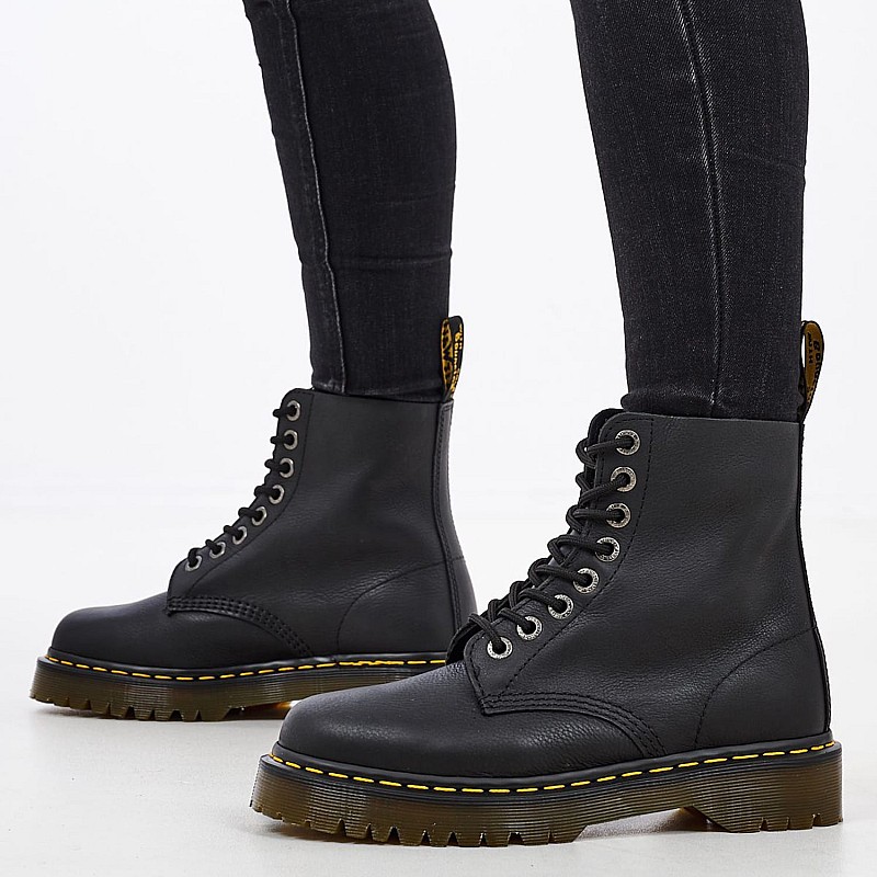 Women Boots 1460.Pascal Black Leather Dr. Martens