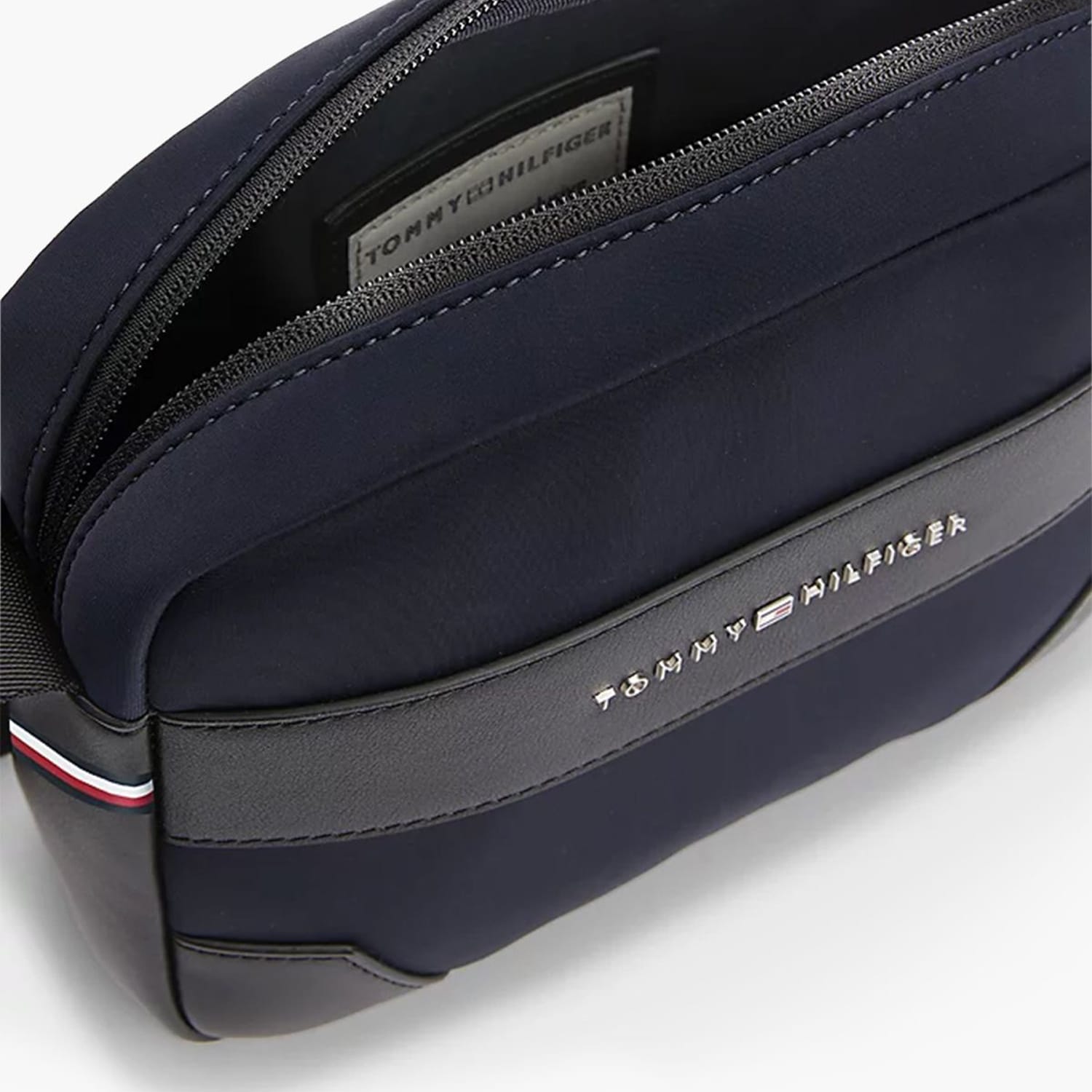 Ανδρικές Τσάντες Urban.Camera Μπλε Νάυλον Tommy Hilfiger Ανδρικές Τσάντες Urban.Camera Μπλε Νάυλον Tommy Hilfiger