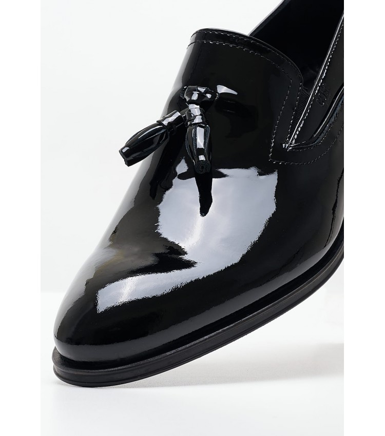 Men Moccasins V5429.Pat Black Patent Leather Boss shoes