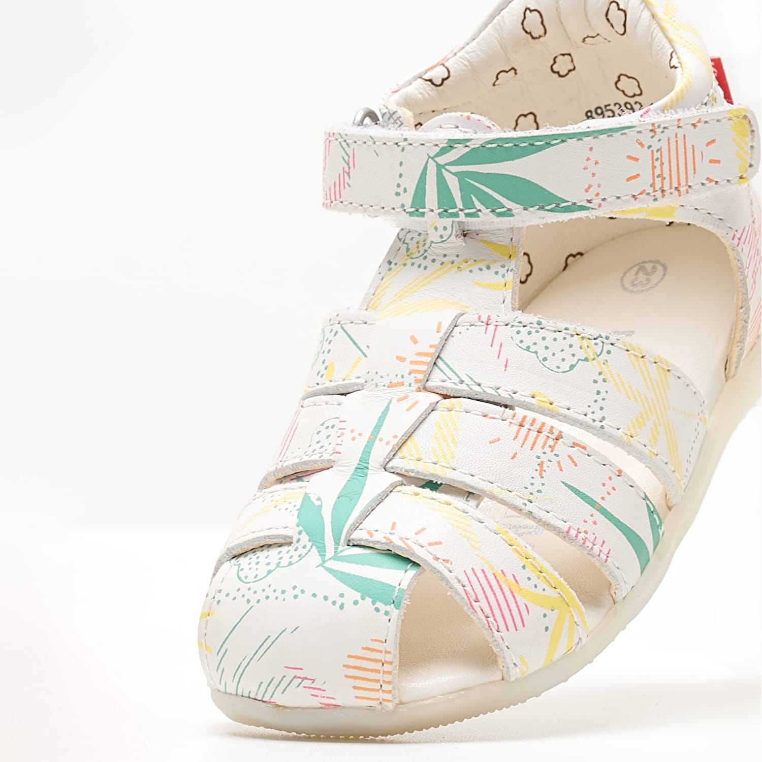 Kids Flip Flops & Sandals Bigflo.2 White Leather Kickers Kids Flip Flops & Sandals Bigflo.2 White Leather Kickers