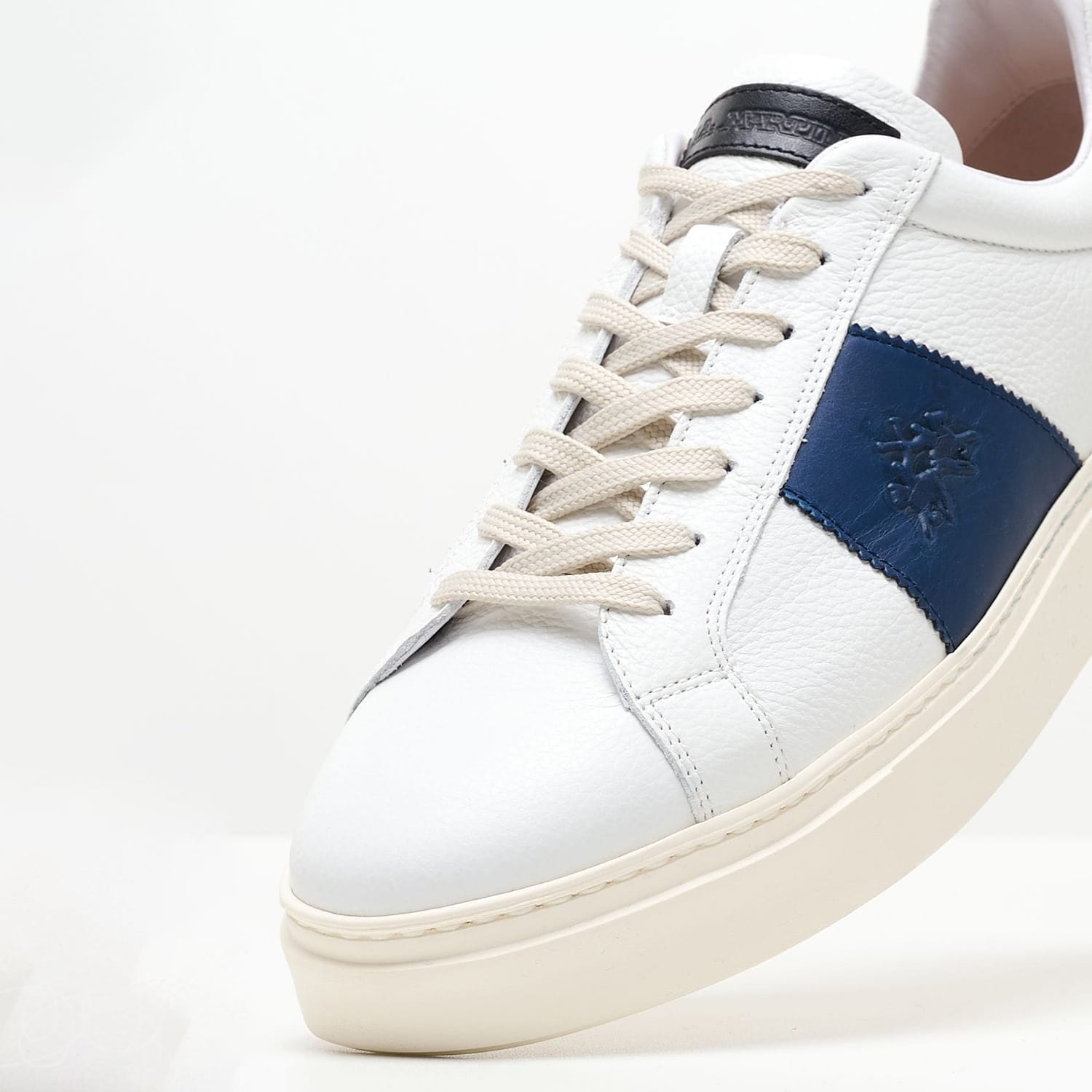 Men Casual Shoes M231052 White Leather La Martina