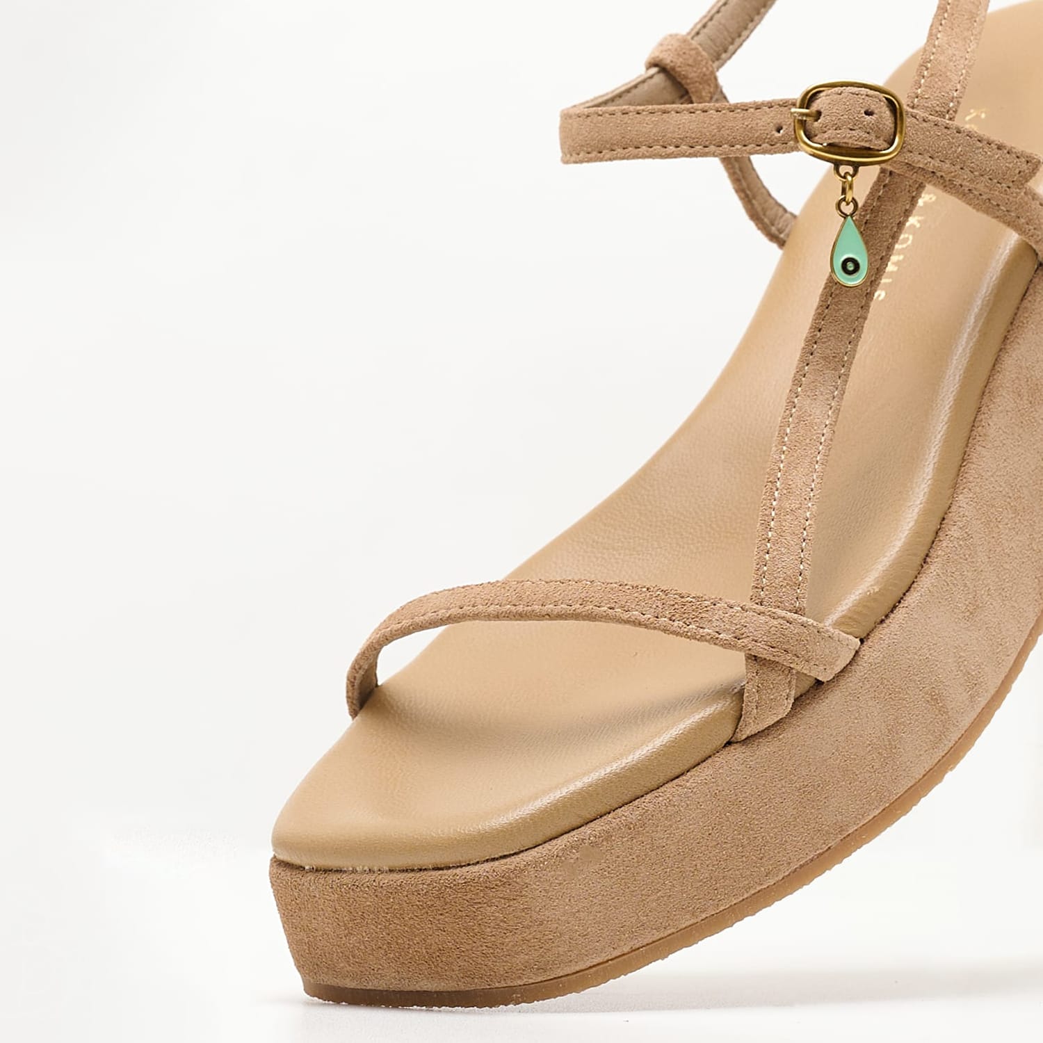 Women Platforms Low A78 Tabba Buckskin Komis and Komis Women Platforms Low A78 Tabba Buckskin Komis and Komis