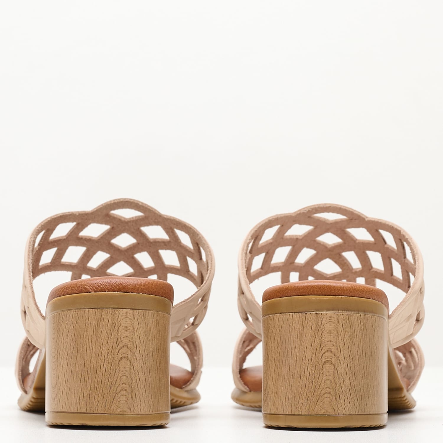 Women Mules 3456 Beige Leather Eva Frutos Women Mules 3456 Beige Leather Eva Frutos