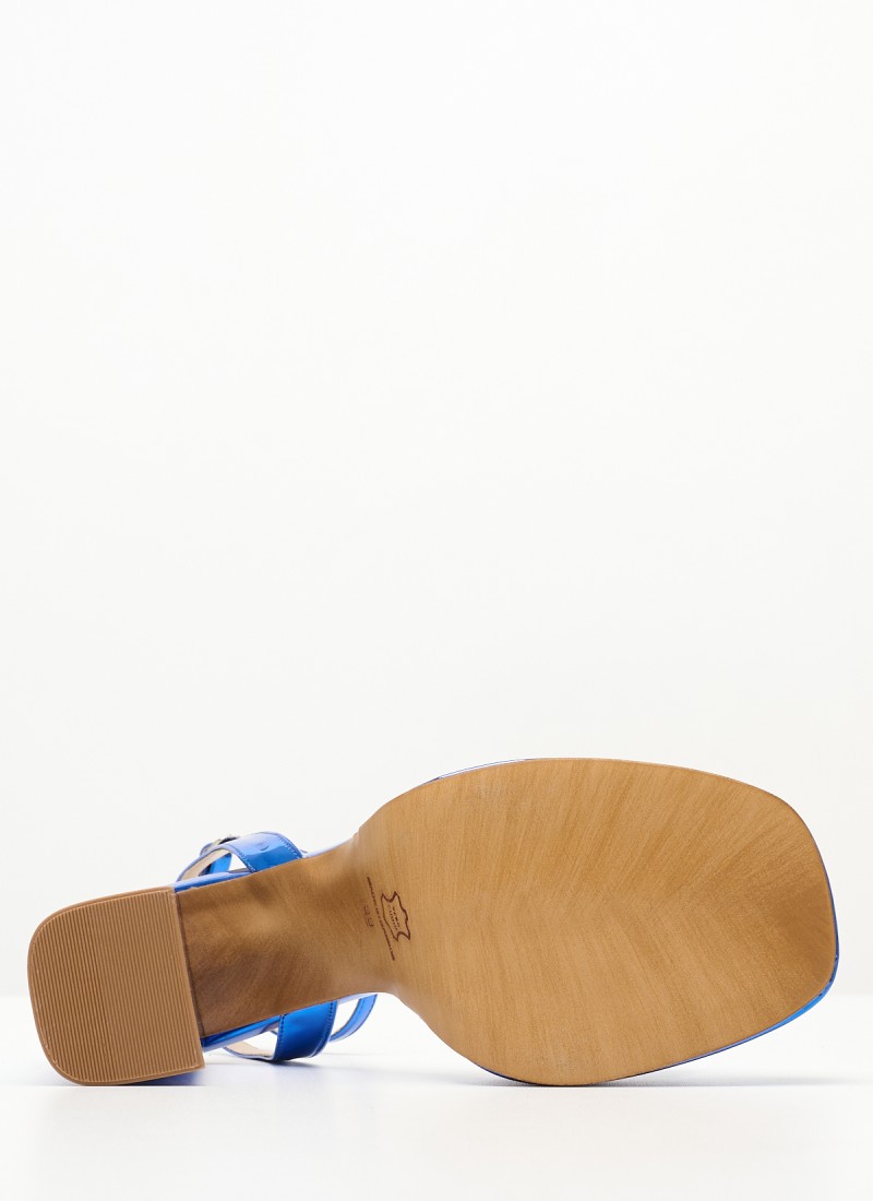Sandals in style summer 219 sale