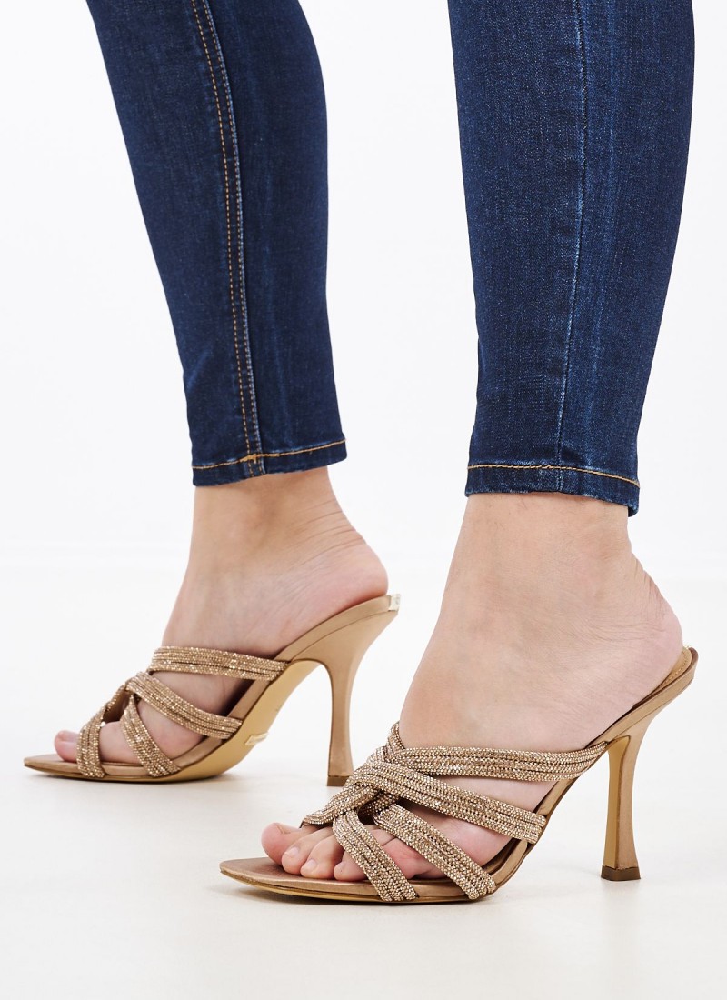 Bronze mules top