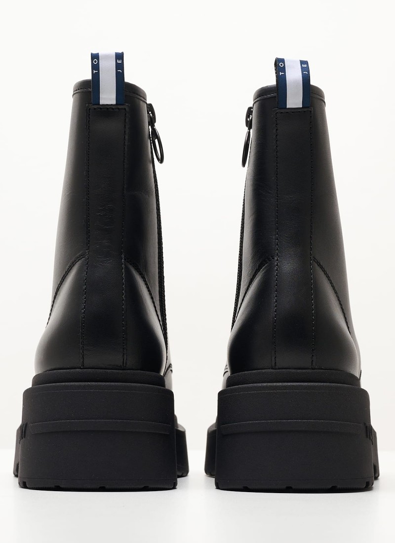 Tommy hilfiger metallic hotsell heeled chelsea boot