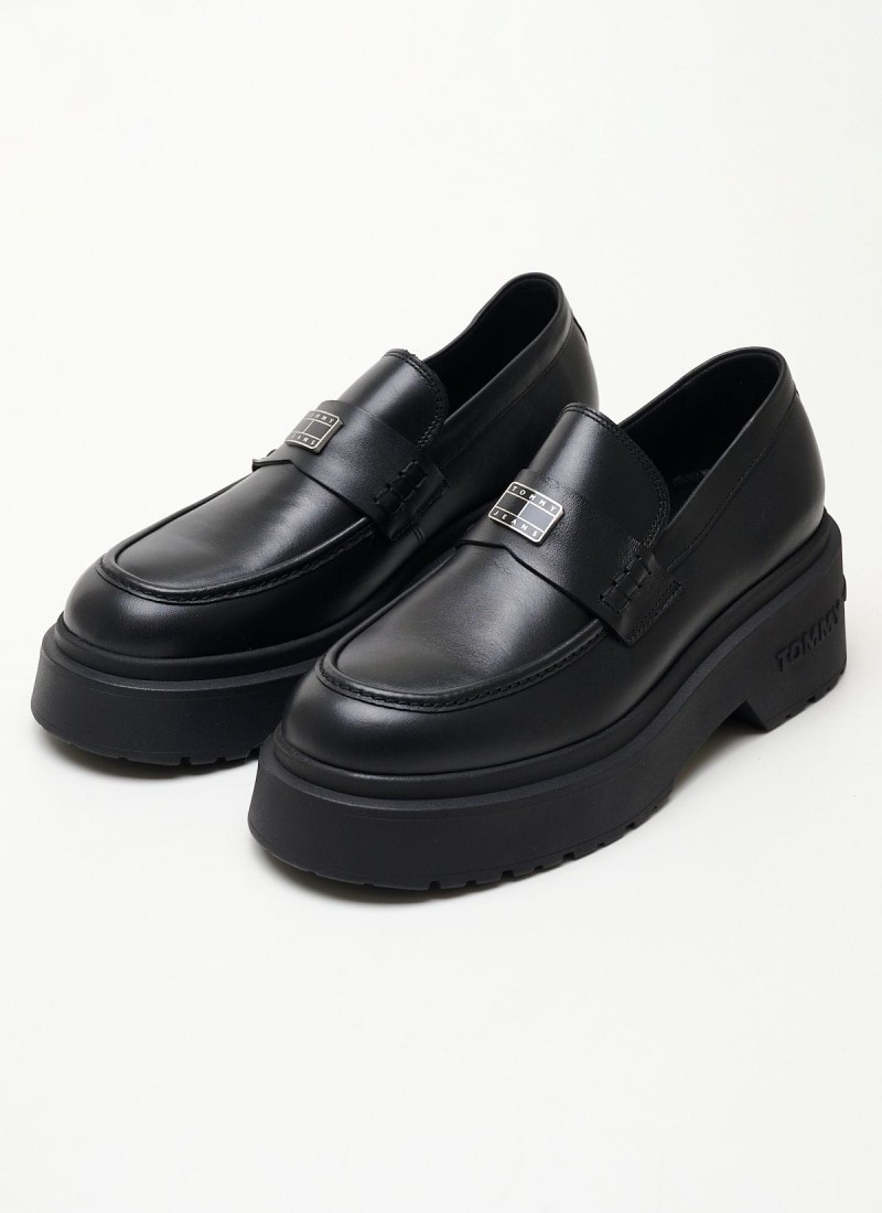 Women Moccasins from the Tommy Hilfiger brand Chunky.Loaf Black