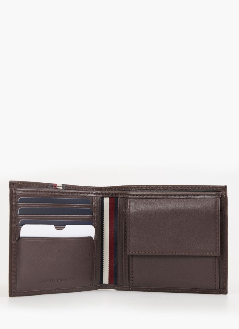 Tommy hilfiger wallets brown shop