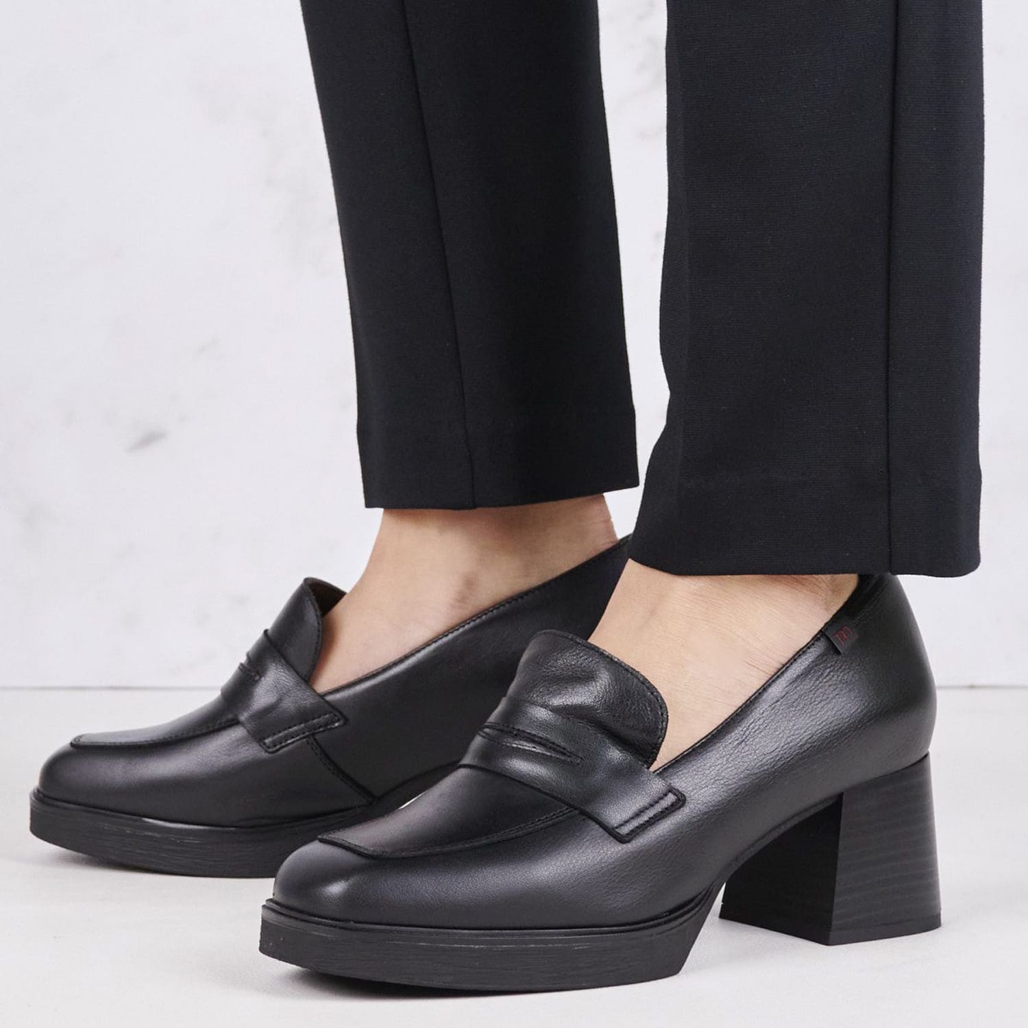 Women Moccasins 21280 Black Leather Pepe Menargues Women Moccasins 21280 Black Leather Pepe Menargues
