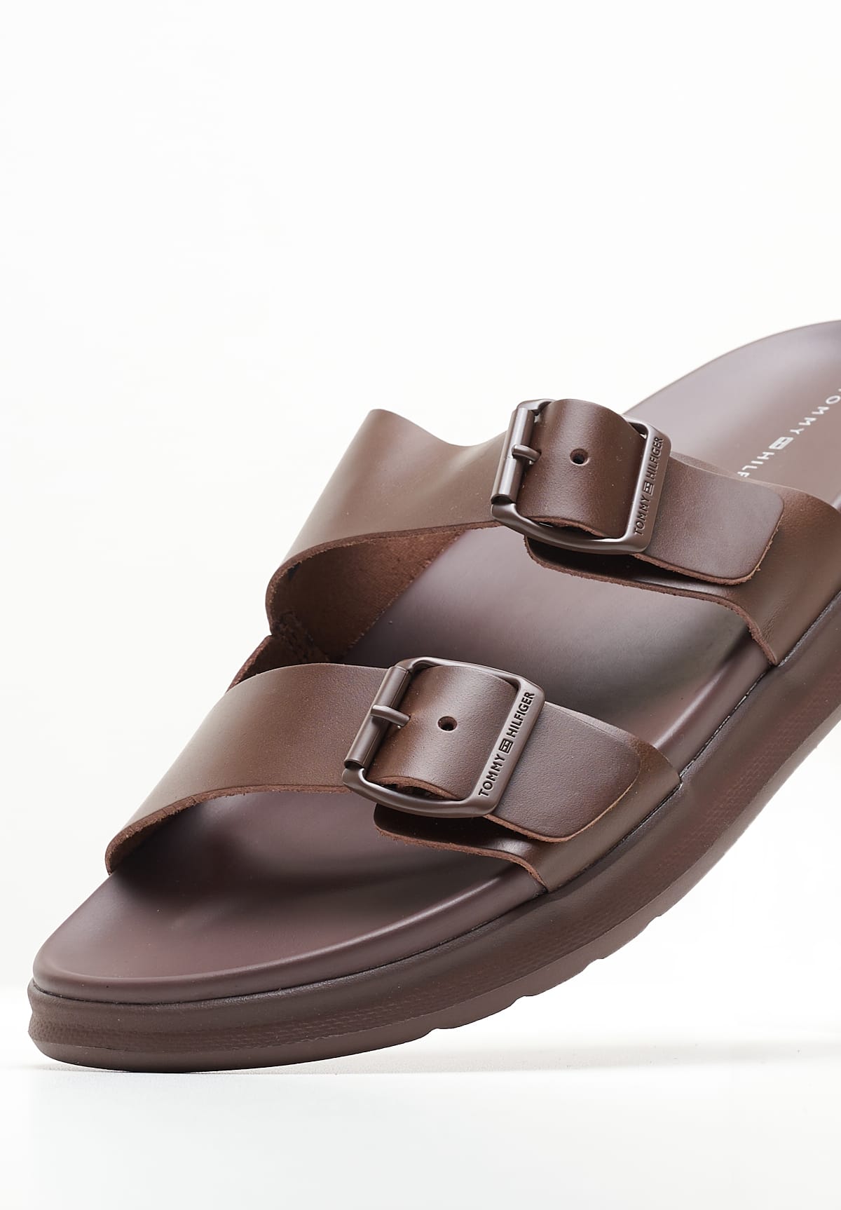 Men Flip Flops Sandals from the Tommy Hilfiger brand Density.Buckle Brown Oily Leather mortoglou.gr eshop