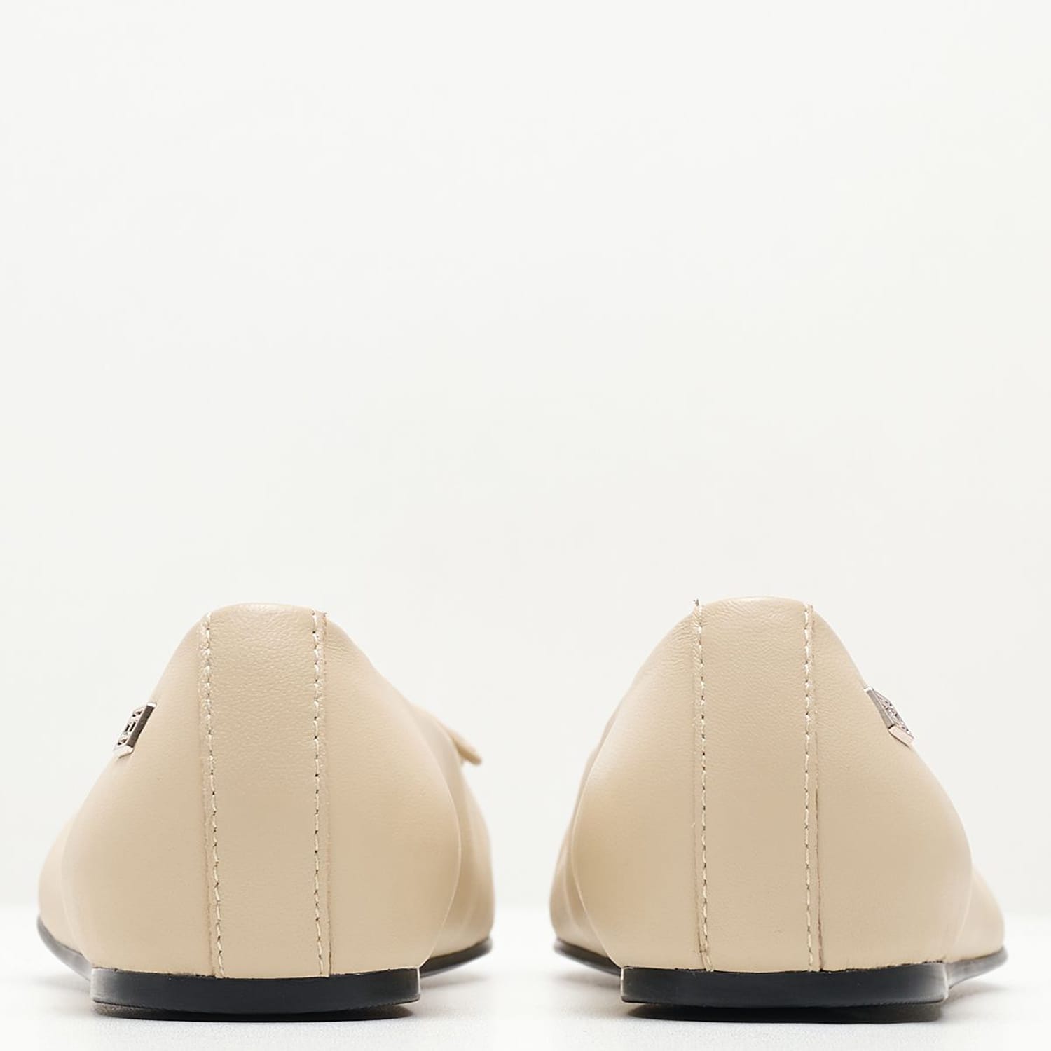 Women Balerinas Ess.Ballerina Beige Leather Tommy Hilfiger Women Balerinas Ess.Ballerina Beige Leather Tommy Hilfiger