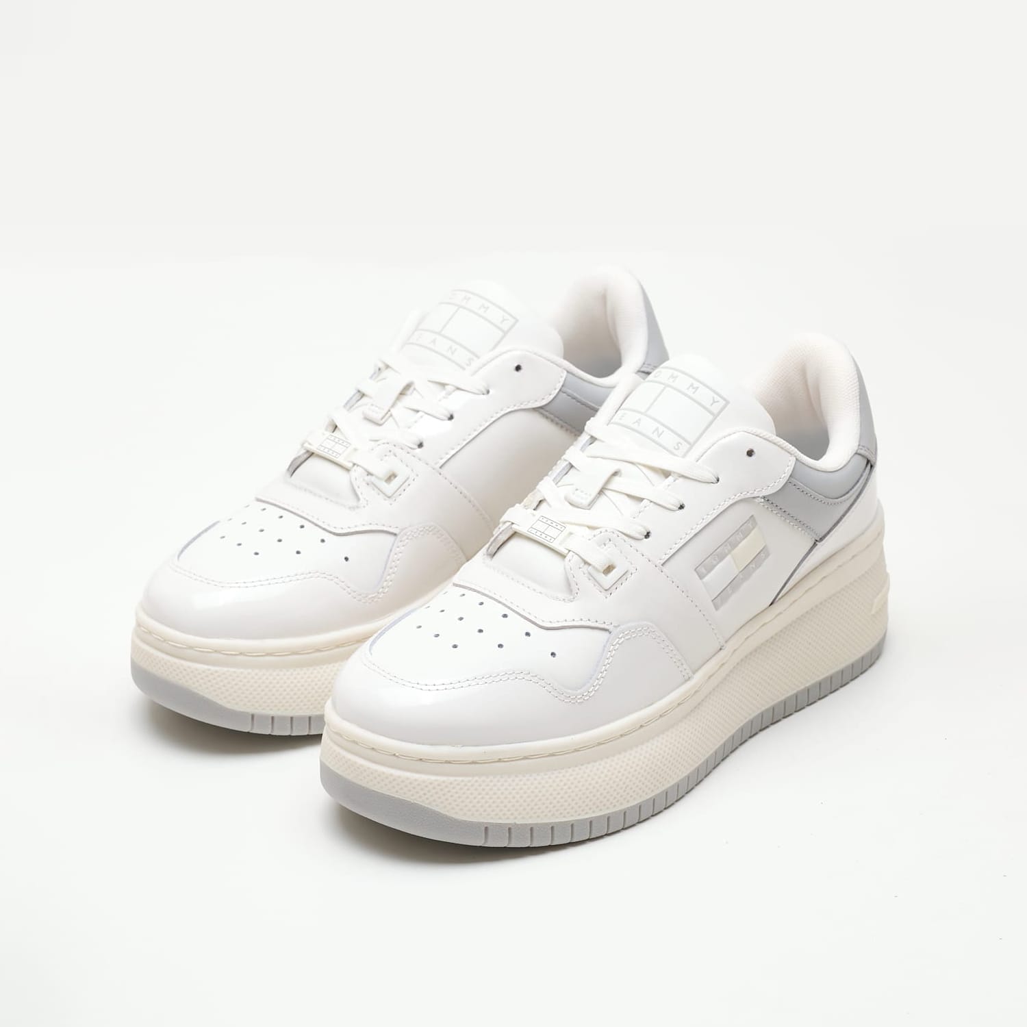Women Casual Shoes Retro.Patent White Leather Tommy Hilfiger Women Casual Shoes Retro.Patent White Leather Tommy Hilfiger