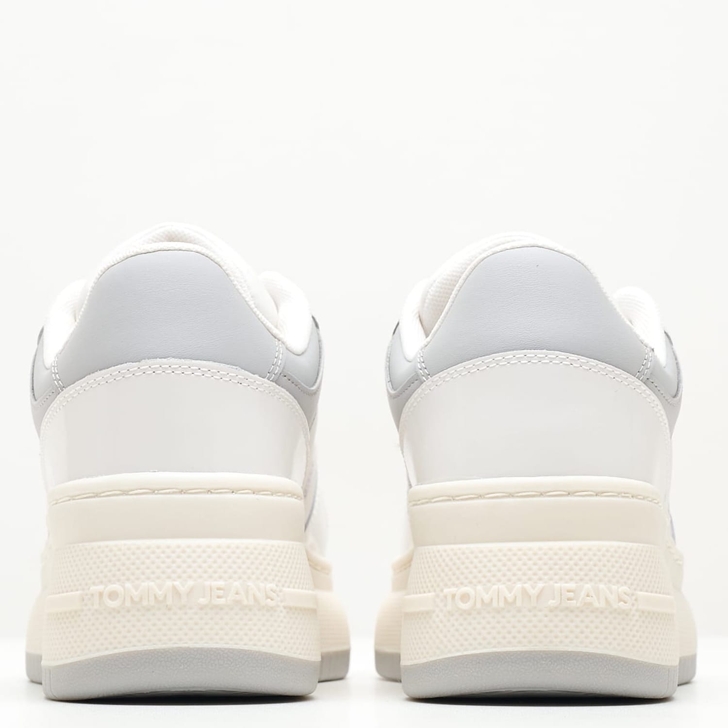 Women Casual Shoes Retro.Patent White Leather Tommy Hilfiger Women Casual Shoes Retro.Patent White Leather Tommy Hilfiger