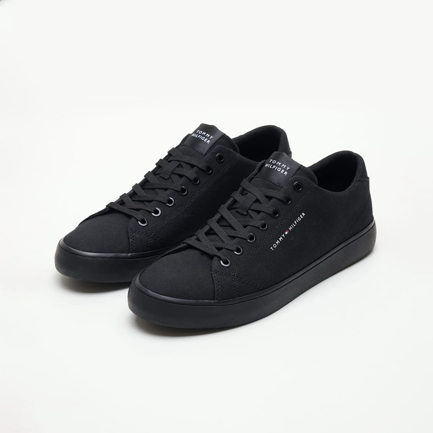 Ανδρικά Παπούτσια Casual Vulc.Canvas Μαύρο Ύφασμα Tommy Hilfiger Ανδρικά Παπούτσια Casual Vulc.Canvas Μαύρο Ύφασμα Tommy Hilfiger