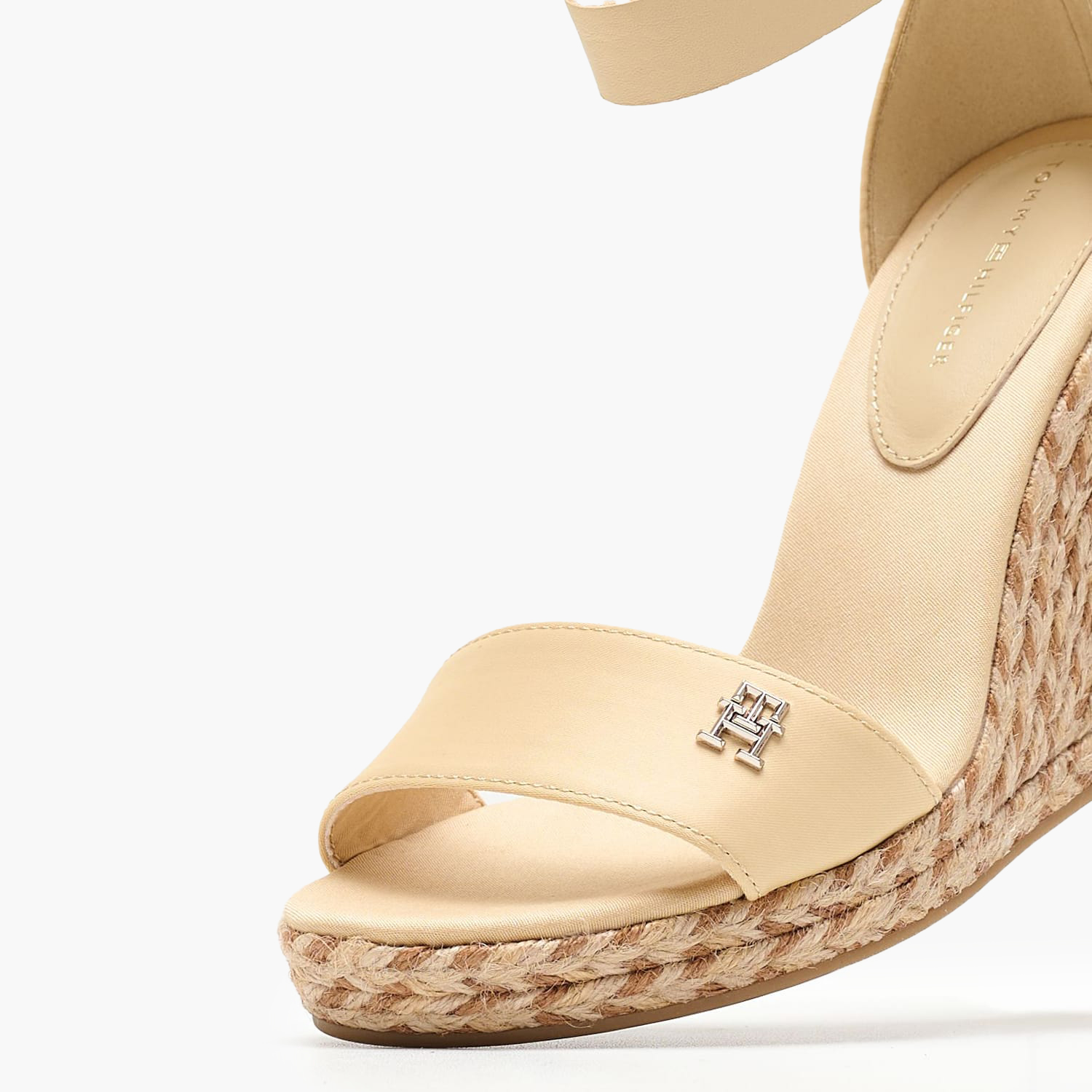 Γυναικείες Πλατφόρμες Ψηλές Wedge.Satin Μπεζ Ύφασμα Tommy Hilfiger Γυναικείες Πλατφόρμες Ψηλές Wedge.Satin Μπεζ Ύφασμα Tommy Hilfiger