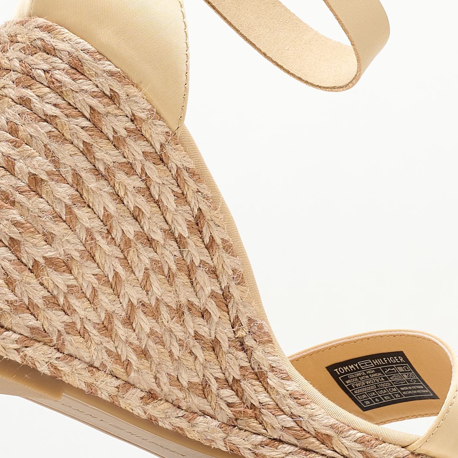 Γυναικείες Πλατφόρμες Ψηλές Wedge.Satin Μπεζ Ύφασμα Tommy Hilfiger Γυναικείες Πλατφόρμες Ψηλές Wedge.Satin Μπεζ Ύφασμα Tommy Hilfiger