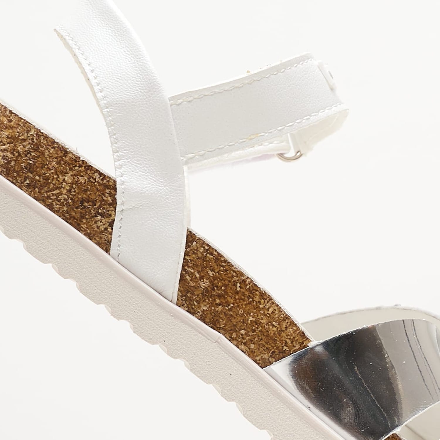 Kids Flip Flops & Sandals Berlin.Cross Silver ECOleather Pepe Jeans Kids Flip Flops & Sandals Berlin.Cross Silver ECOleather Pepe Jeans