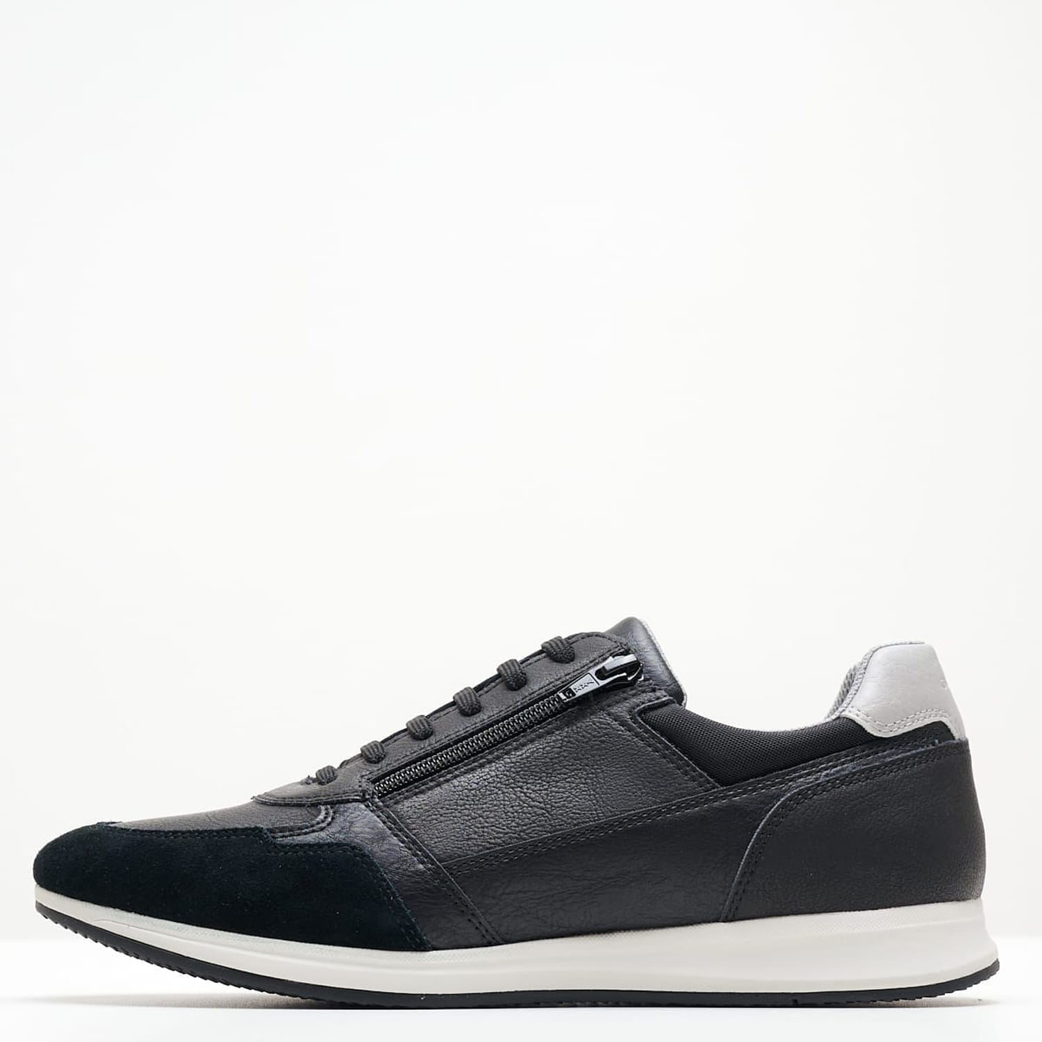 Ανδρικά Παπούτσια Casual Avery.Urban Μαύρο Δέρμα Geox