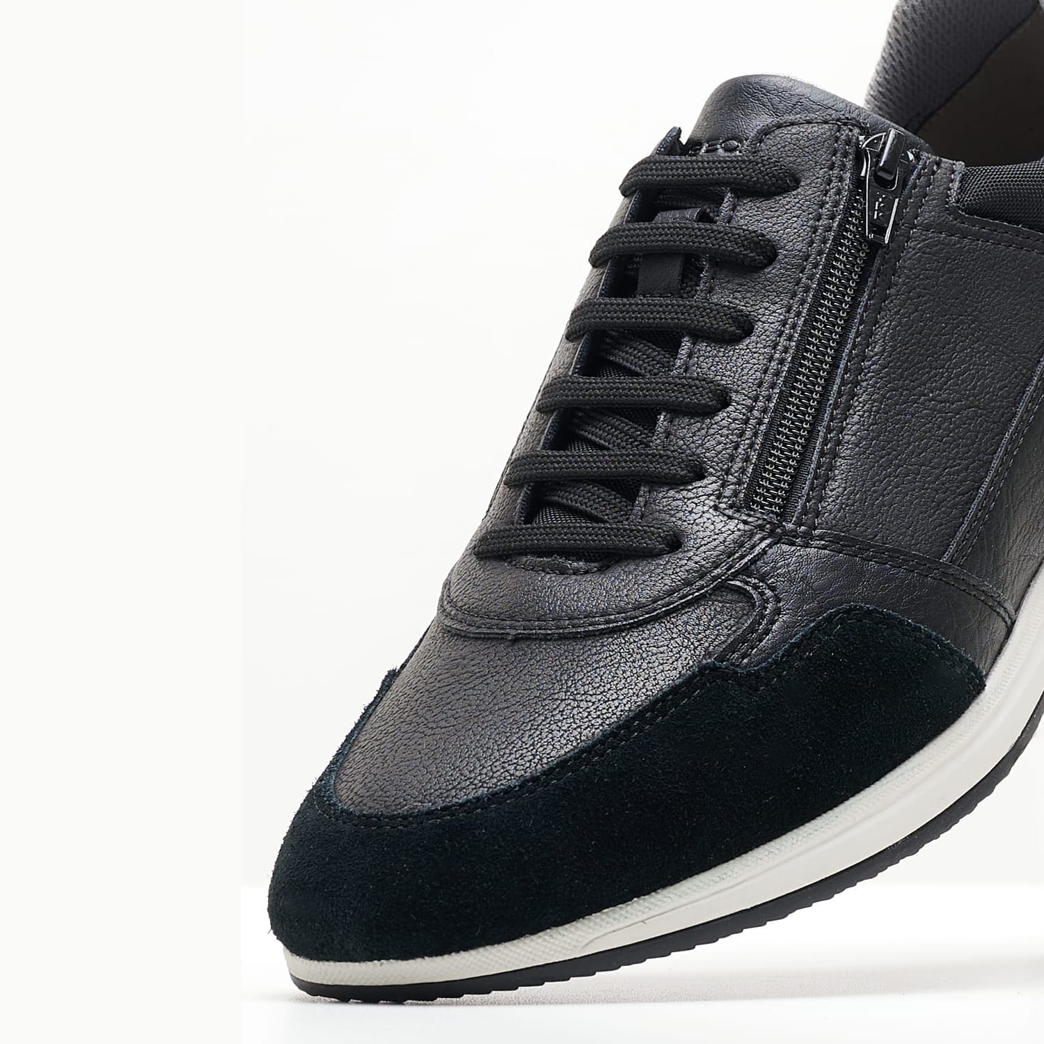 Ανδρικά Παπούτσια Casual Avery.Urban Μαύρο Δέρμα Geox