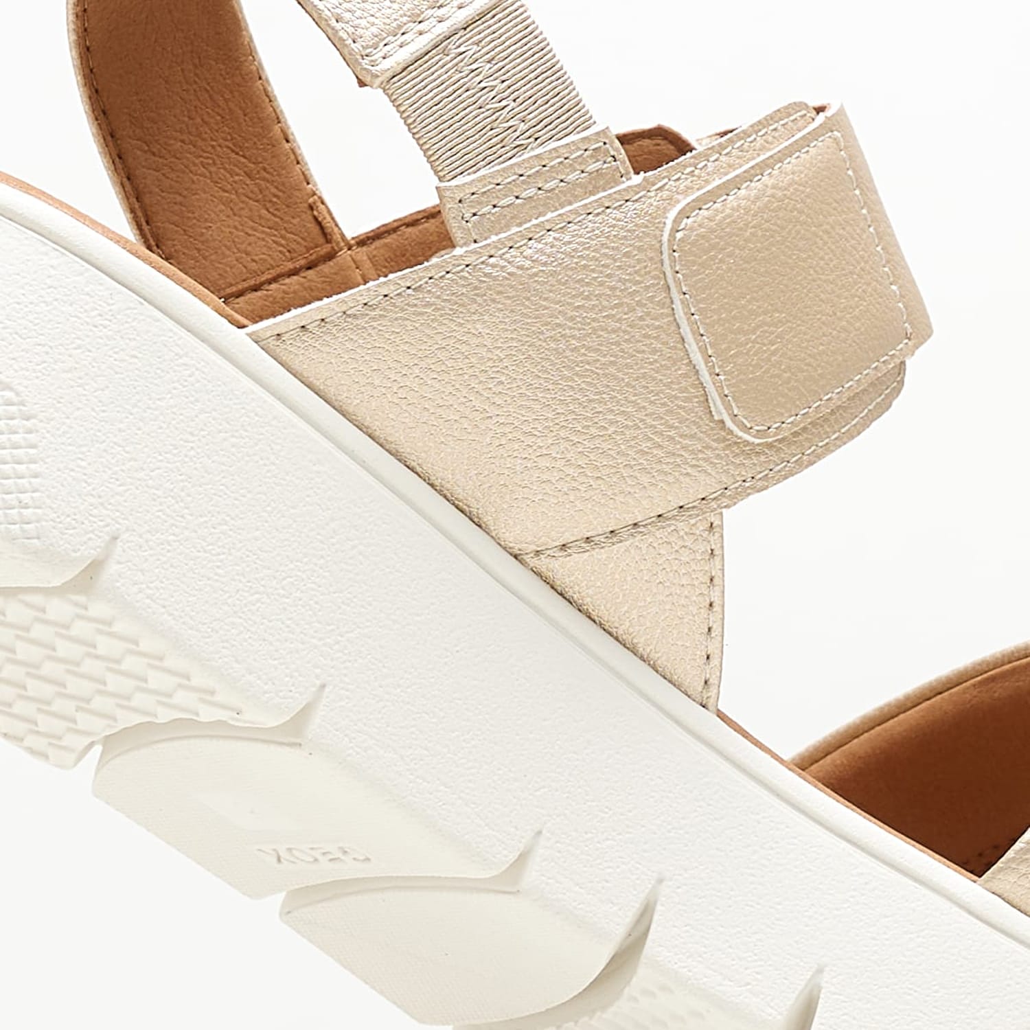 Women Flats D.Dandra Gold ECOleather Geox Women Flats D.Dandra Gold ECOleather Geox