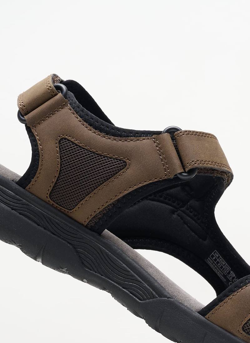 Men Flip Flops Sandals from the Geox brand Spherica.Sandal Brown