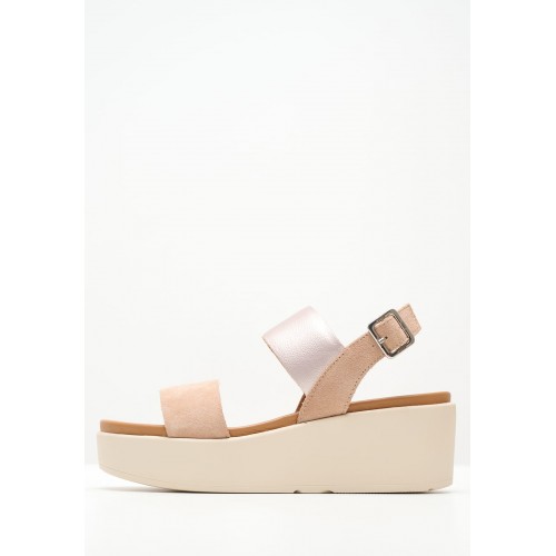 Women Platforms Low from the Geox brand Xand2.2s Beige Buckskin