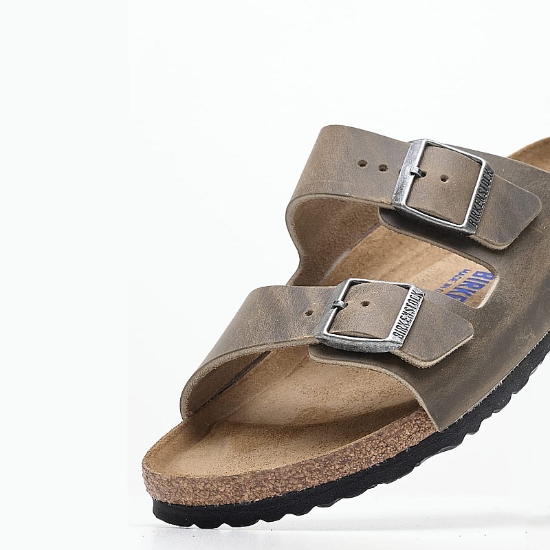 Men Flip Flops & Sandals Arizona.Faded Olive Oily Leather Birkenstock