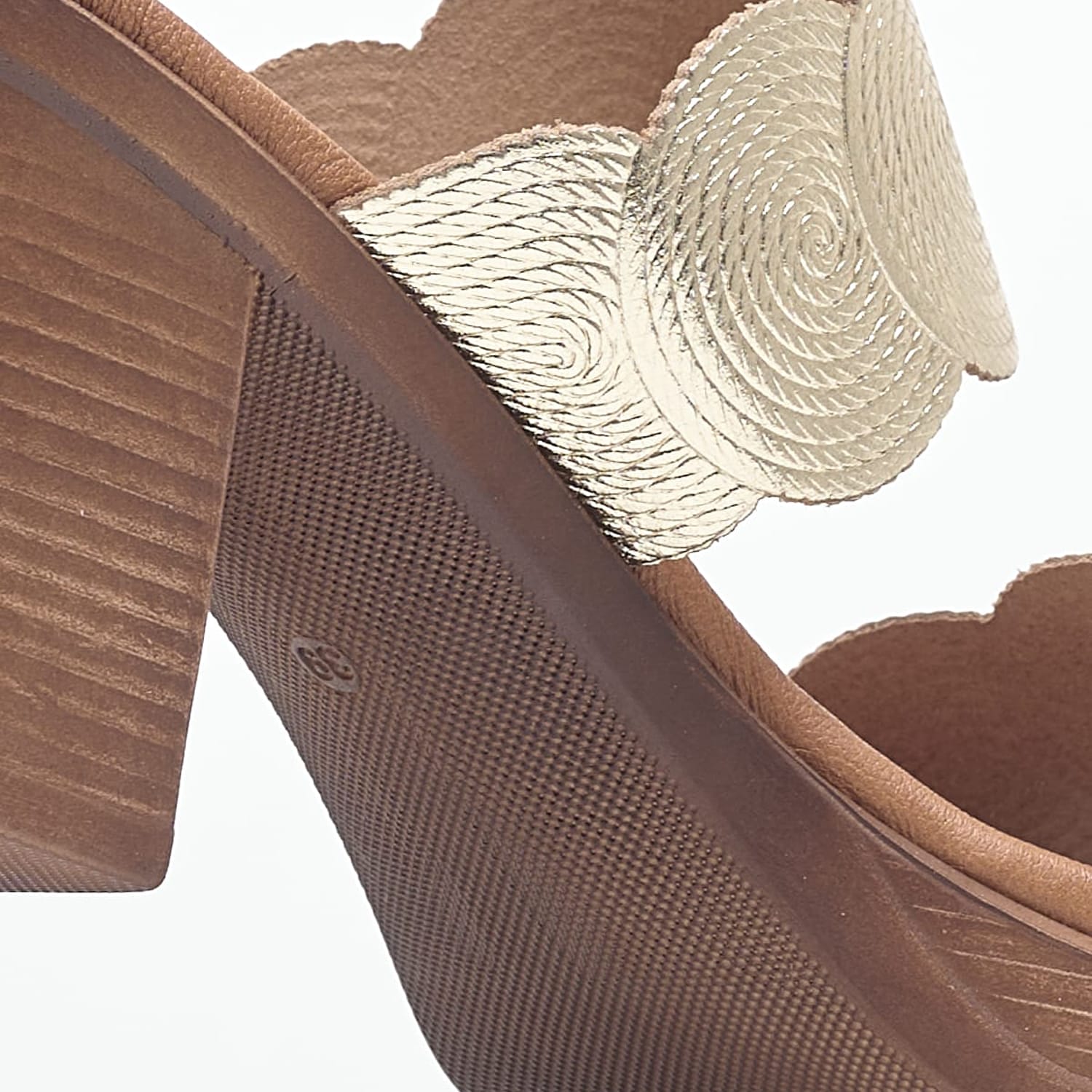 Γυναικεία Mules 3671 Χρυσό Δέρμα Eva Frutos