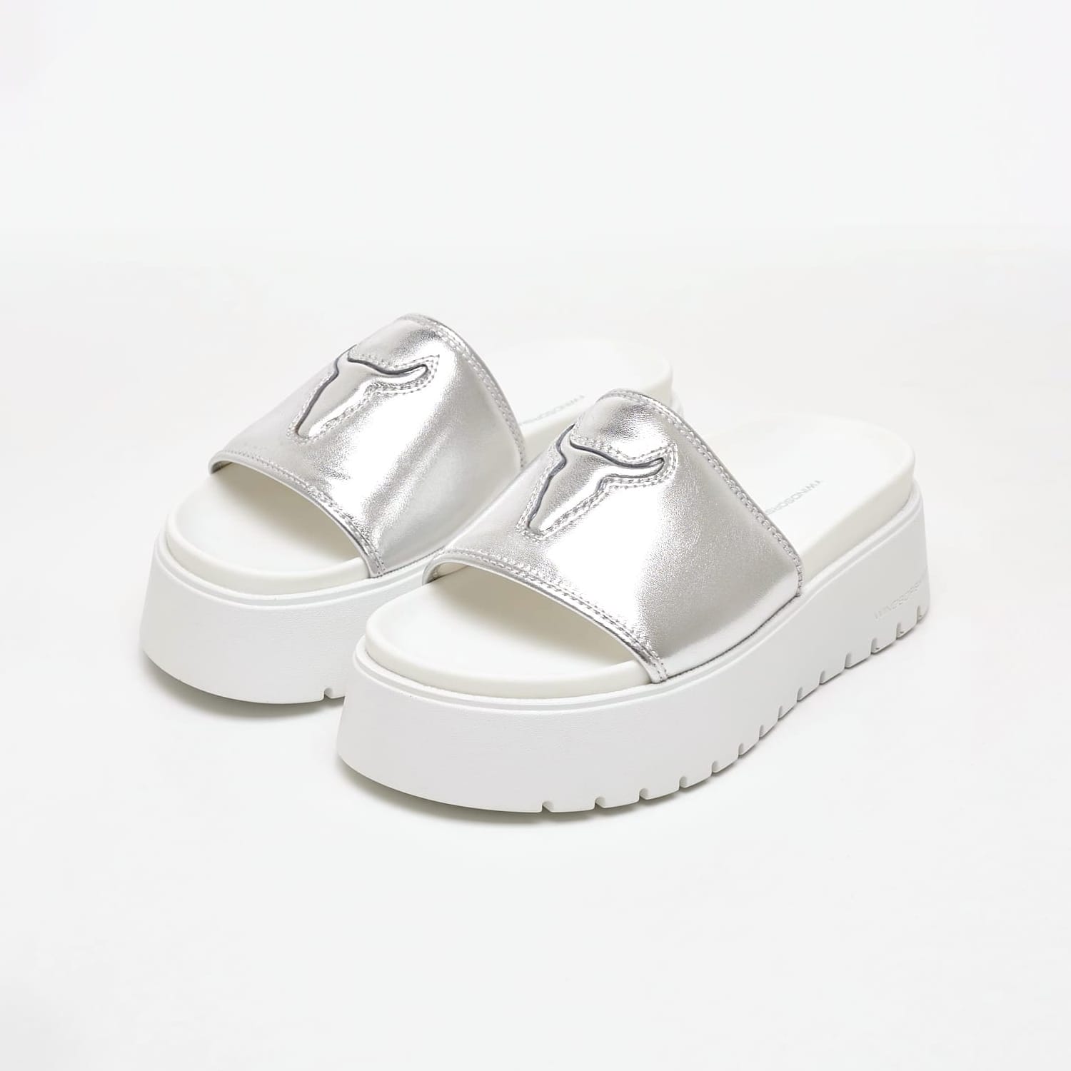 Women Platforms Low Treats.Met Silver Leather Windsor Smith