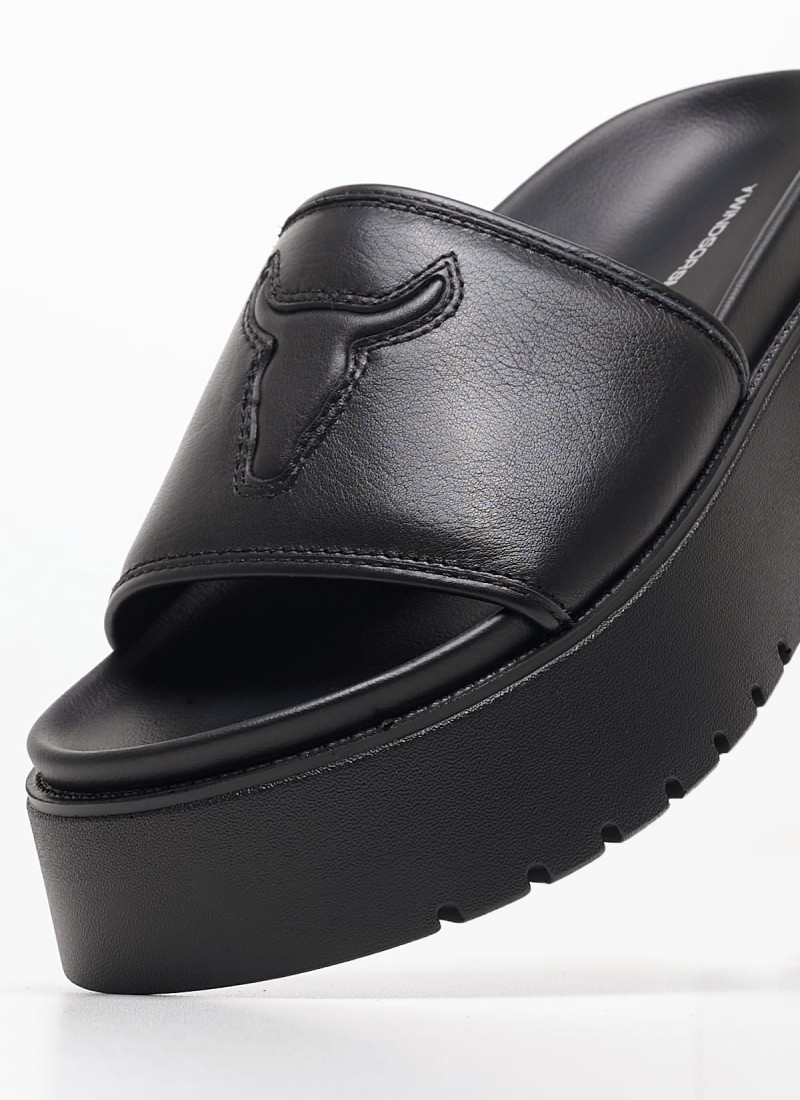 Women Platforms Low from the Windsor Smith brand Treats