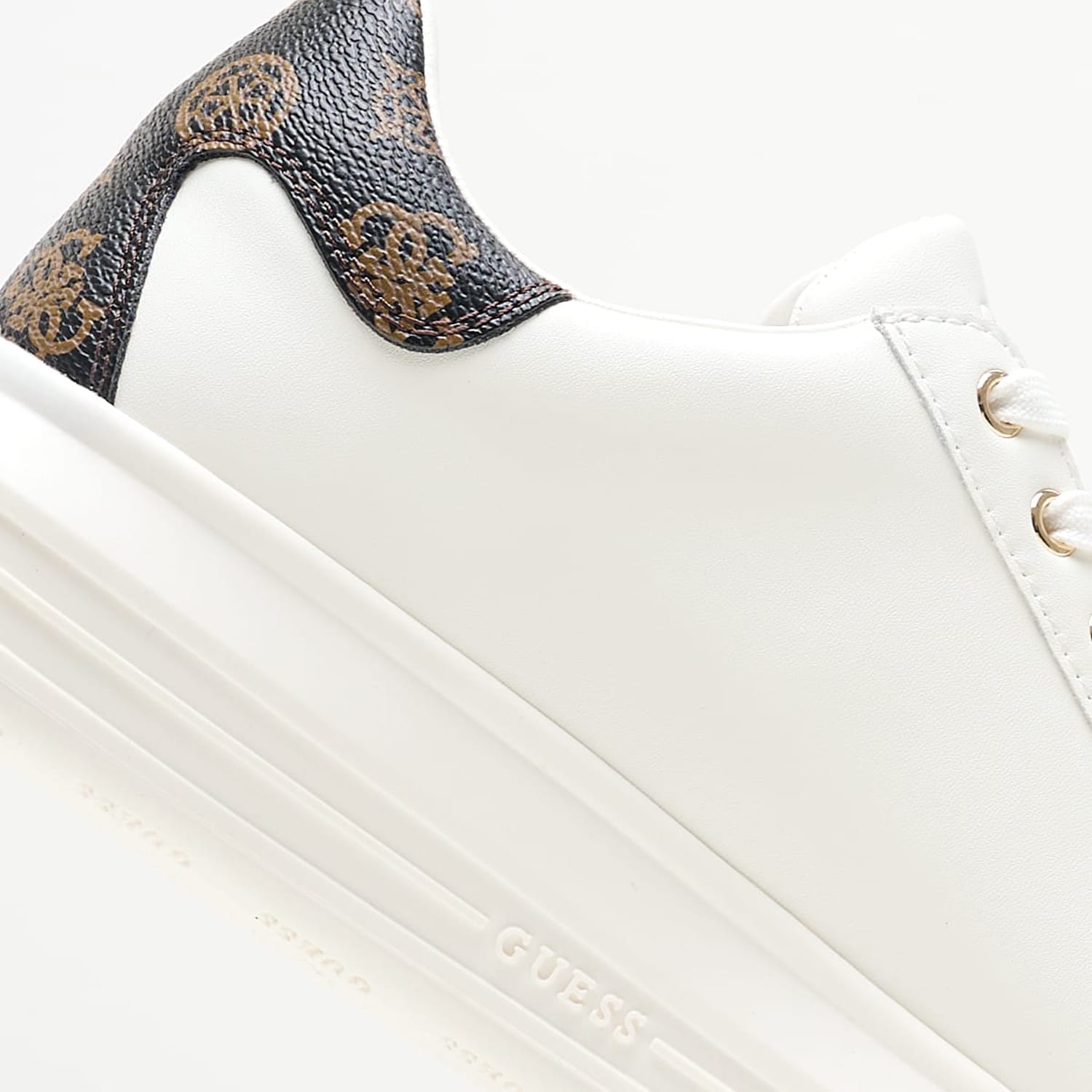 Women Casual Shoes Vibo.24W White Leather Guess Women Casual Shoes Vibo.24W White Leather Guess