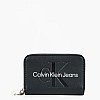 Γυναικεία Πορτοφόλια Sculpted.Med Μαύρο ECOleather Calvin Klein Γυναικεία Πορτοφόλια Sculpted.Med Μαύρο ECOleather Calvin Klein