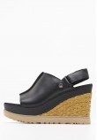 Women Platforms High 1152668 Black Leather UGG