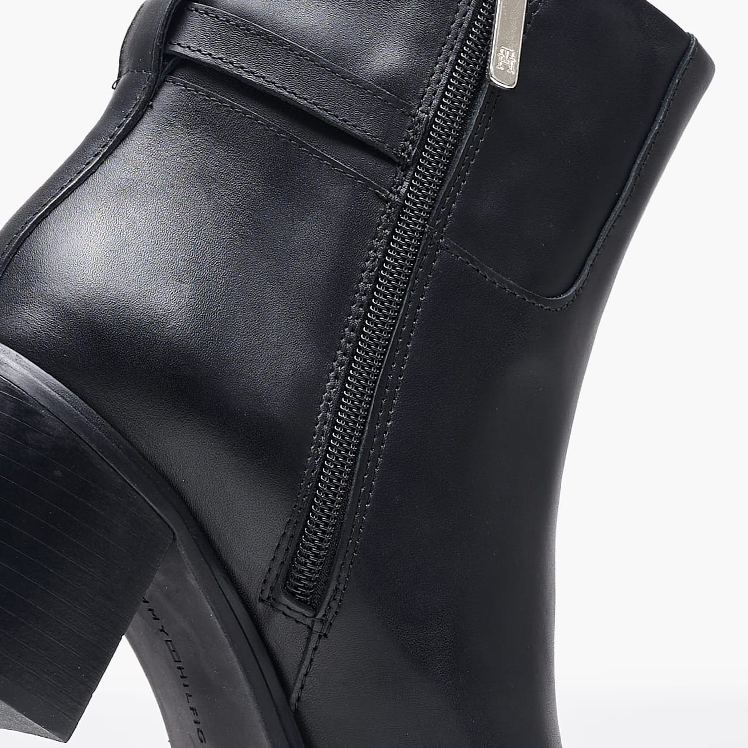 Women Boots Chain.Midbootie Black Leather Tommy Hilfiger