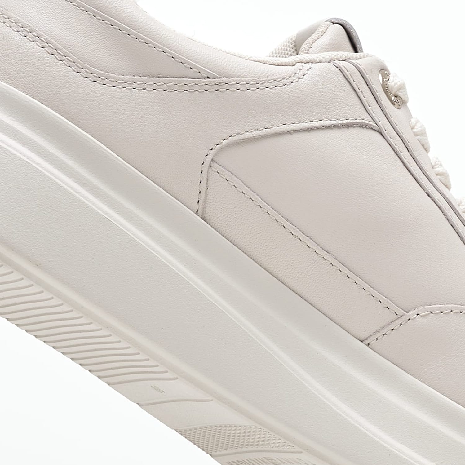 Women Casual Shoes Lux.Pointy White Leather Tommy Hilfiger Women Casual Shoes Lux.Pointy White Leather Tommy Hilfiger
