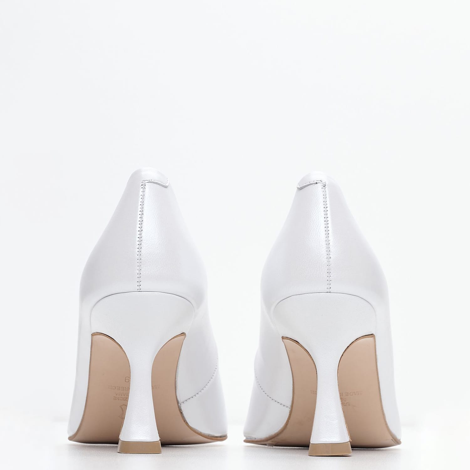 Γυναικείες Γόβες & Peeptoes Χαμηλές 2448.73862 Άσπρο Δέρμα Mortoglou Γυναικείες Γόβες & Peeptoes Χαμηλές 2448.73862 Άσπρο Δέρμα Mortoglou