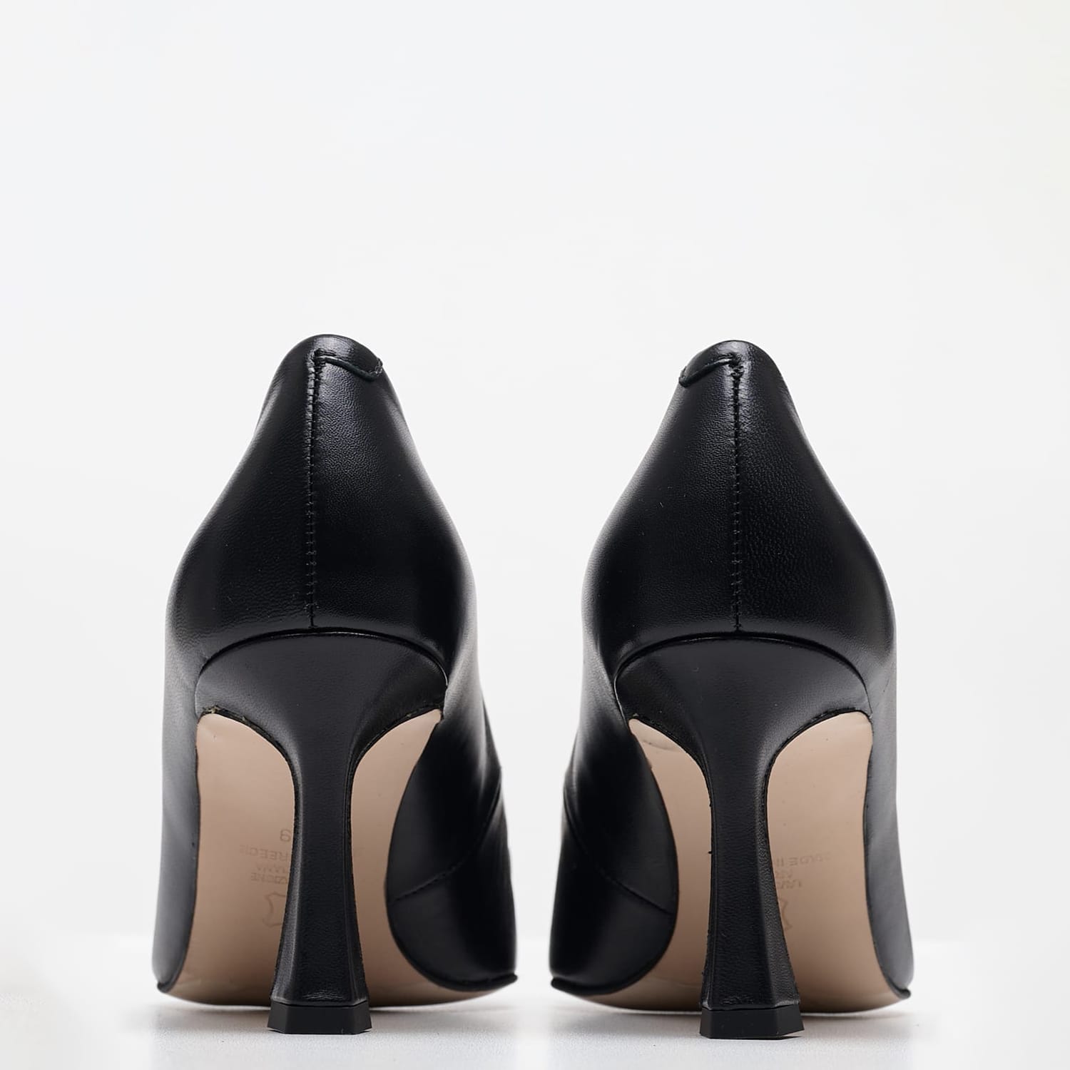 Γυναικείες Γόβες & Peeptoes Χαμηλές 2448.74701.D Μαύρο Δέρμα Mortoglou Γυναικείες Γόβες & Peeptoes Χαμηλές 2448.74701.D Μαύρο Δέρμα Mortoglou