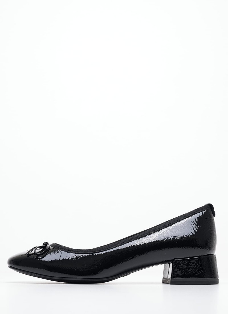 Tamaris peeptoe pumps 2025