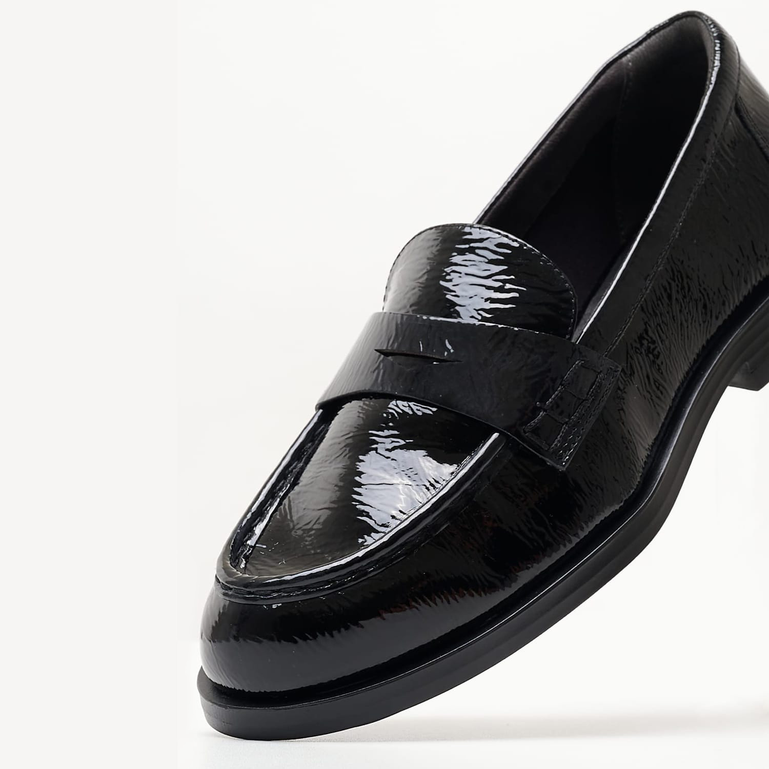 Γυναικεία Μοκασίνια 24311.Pat Μαύρο ECOleather Tamaris