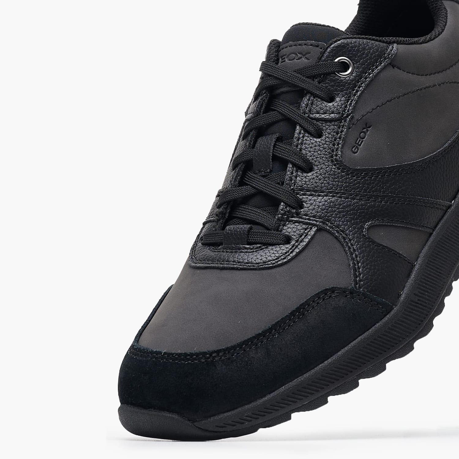 Ανδρικά Παπούτσια Casual U.Molveno.2 Μαύρο ECOnubuck Geox