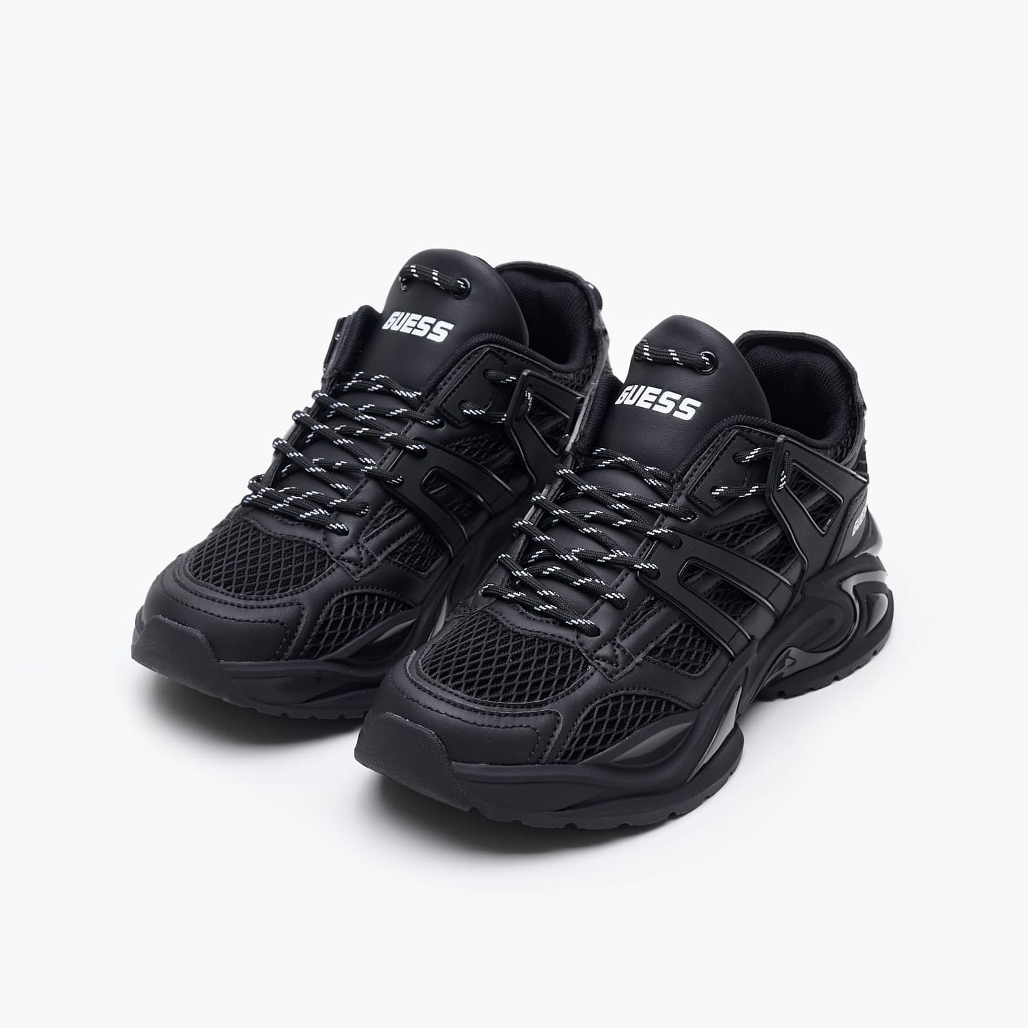 Women Casual Shoes Belluna Black ECOleather-Fabric Guess Women Casual Shoes Belluna Black ECOleather-Fabric Guess