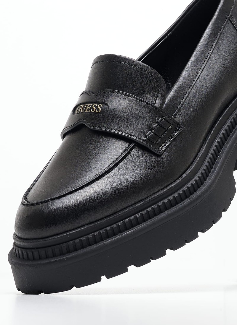 Guess moccasins hotsell