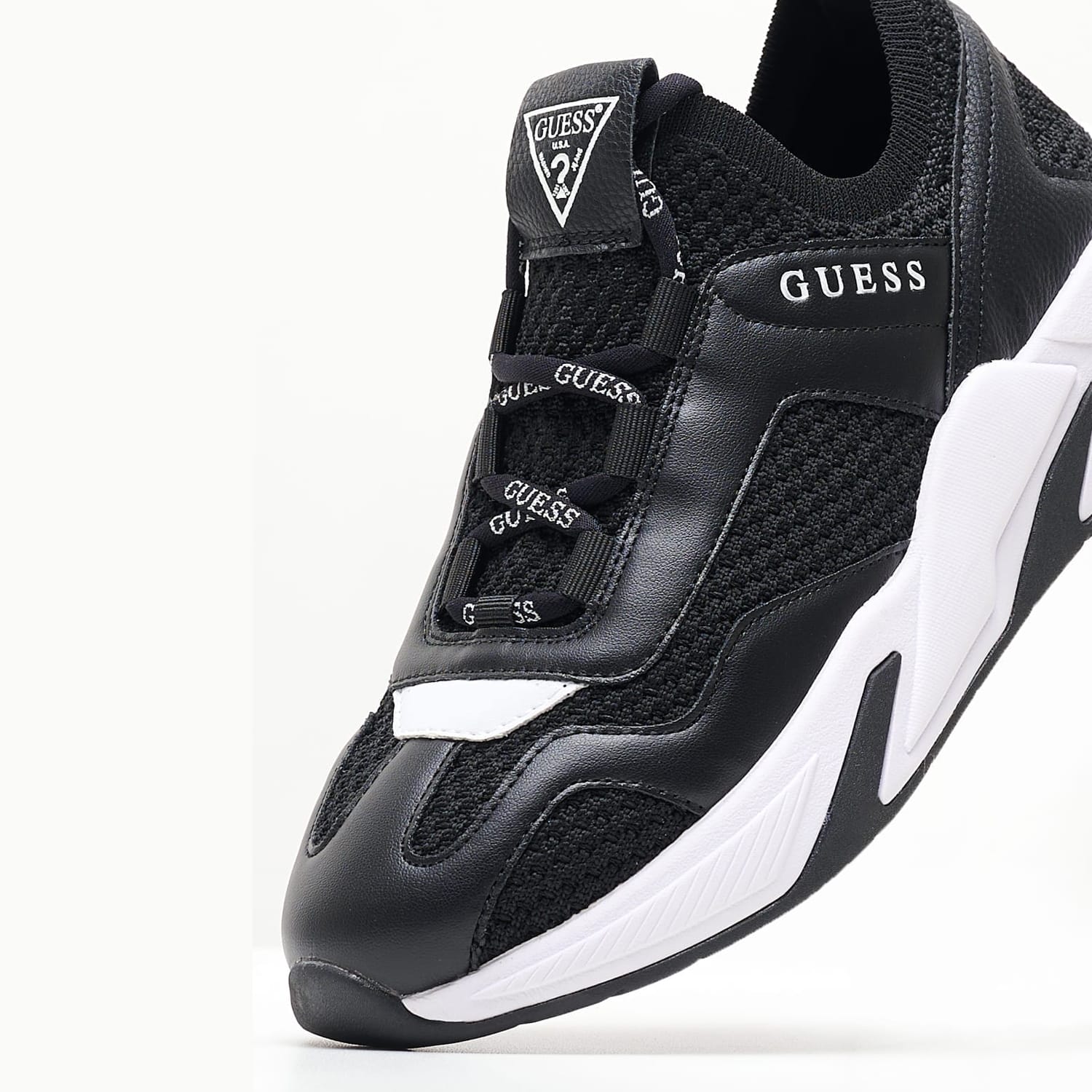 Γυναικεία Παπούτσια Casual Geniver2.B Μαύρο Ύφασμα Guess